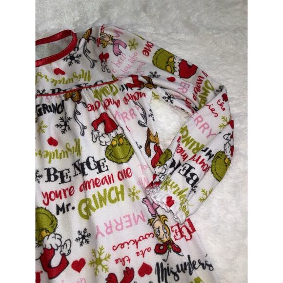 Dr. Seuss “ The grinch” Girls Sz. M Design Long Sleeved Nightgown. Adorable - Picture 3 of 9